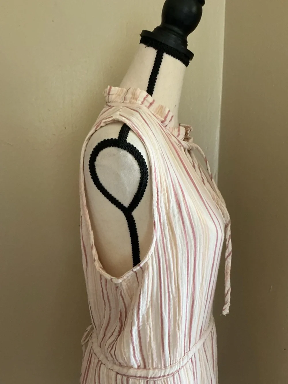Joie Tiered Stripe Dress in Cream and Dusty Rose M Tie Back - Picture 6 of 11